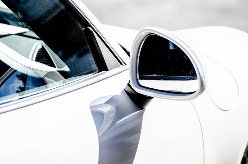 Constructeurs automobiles, intelligence artificielle et véhicule autonome: une course acharnée