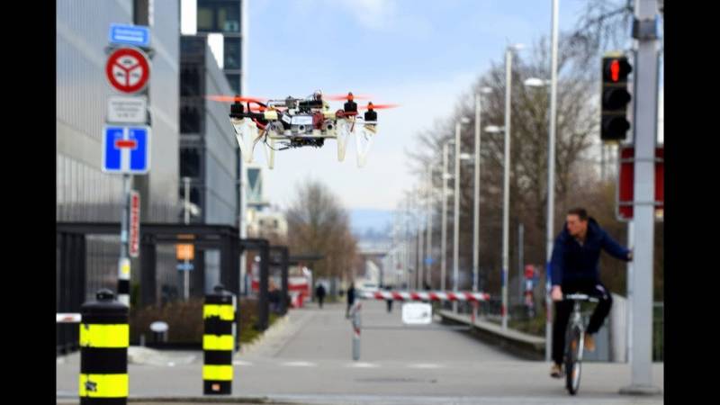 L’Université de Zurich dévoile DroNet, un algorithme d'IA permettant aux drones de circuler de manière autonome