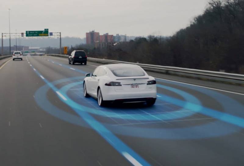 Tesla mise sur l'intelligence artificielle et les réseaux de neurones et laisse de côté le LiDAR