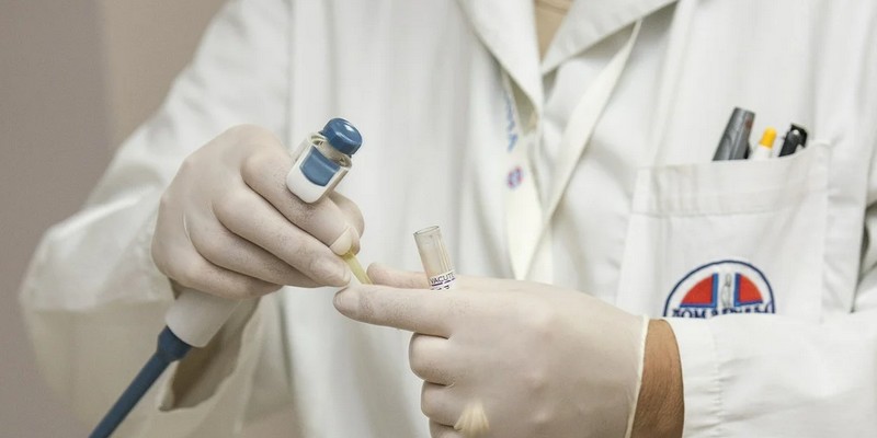 Focus sur le projet CORE-MD qui propose une revue des méthodes d'évaluation des dispositifs médicaux