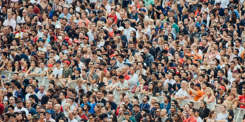 Une étude dévoile que l'avis d'une foule est moins pris en compte que celui d'un algorithme