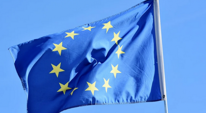 Europe : annonce officielle du projet de réglementation en matière d'intelligence artificielle