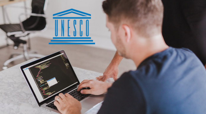L'UNESCO dévoile les lauréats du Prix UNESCO-Roi Hamad Bin Isa Al-Khalifa pour l’utilisation de l’intelligence artificielle dans l’éducation