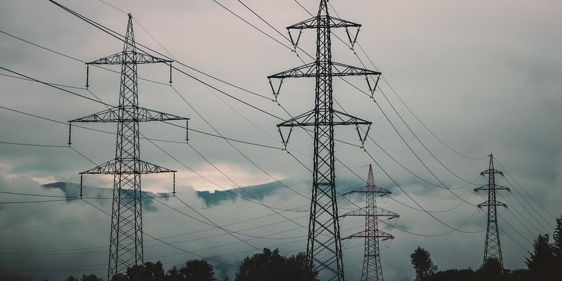 Une analyse des embauches dans l'industrie électrique pour mieux saisir la transformation numérique du secteur