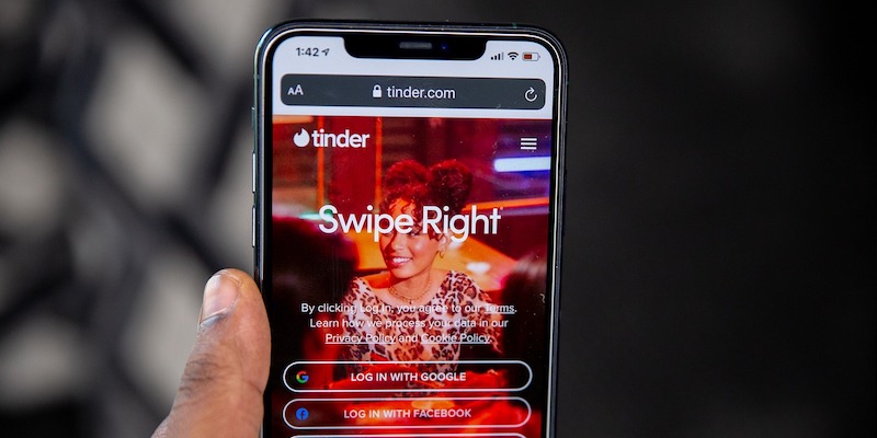 Sur Tinder, l’intelligence artificielle et le Deep Learning au service de la lutte contre le harcèlement