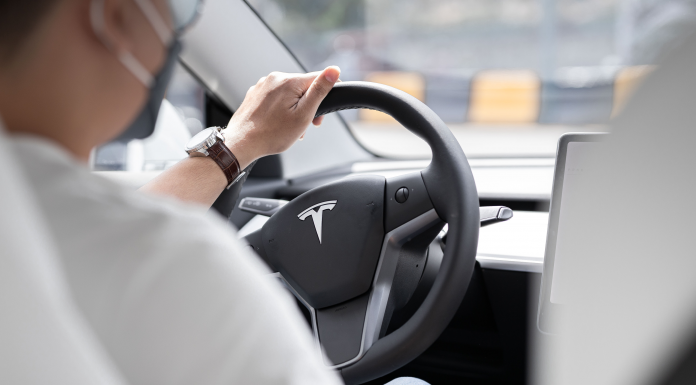 Les Tesla Model 3 de la compagnie de taxis G7 circulent de nouveau à Paris