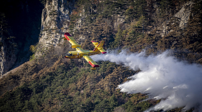 Le Maroc investit dans l'intelligence artificielle, les drones et les canadairs pour lutter contre les feux de forêts