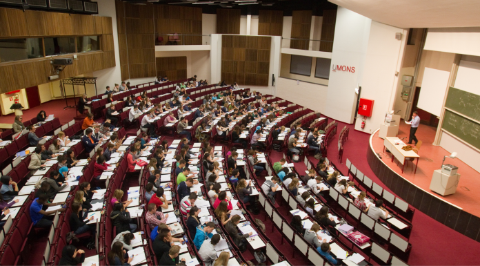L'UMONS introduit 40 portefeuilles projets FEDER-FSE+ pour un budget de plus de 280 millions d'euros
