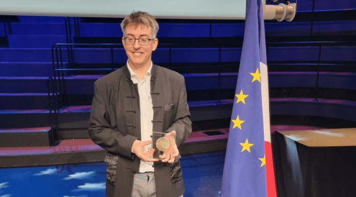 Robotique : Nicolas Mansard, coordinateur du projet MEMMO, lauréat des Etoiles de l'Europe