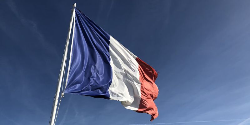 Retour sur les mesures dévoilées par Emmanuel Macron pour asseoir la stratégie française en IA
