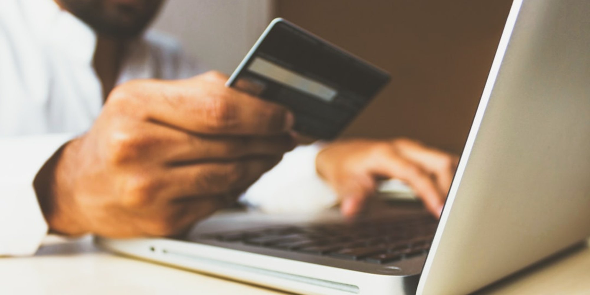 L'essor de la GenAI dans le quotidien des Français : un tournant pour le commerce en ligne