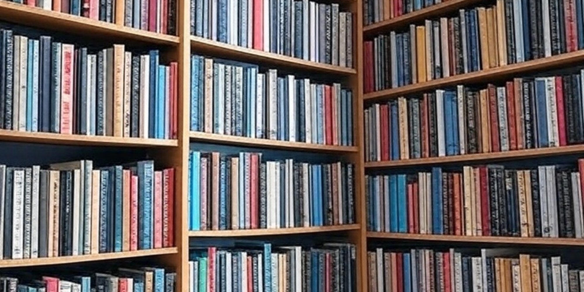Claude à la barre : Anthropic reconnue coupable d’avoir conservé des livres piratés, mais blanchie sur l’entraînement de son IA